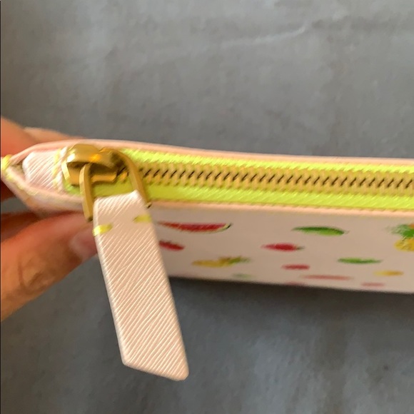 NWT J.Crew Large Fruit Zipper Pouch - Picture 3 of 5